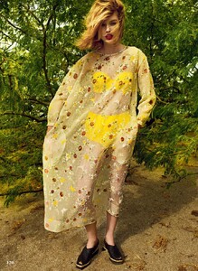 ELLE_May_2015_CA-122.jpg