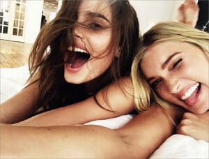 ElsaHosk-Instagram2016_03_14.thumb.jpg.7b7bfdae15c03c240c0bc00d36ac53af.jpg