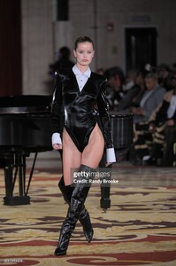 FridaAasenforLaQuanSmithFall-Winter202405.thumb.jpg.7aaa63d3442e6dd51c13476034d3c081.jpg