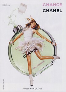 Goude_Chanel_Chance_Fragrance_2009_01.thumb.jpeg.5b43f3c04e448e33744d82e2a1fbfea9.jpeg