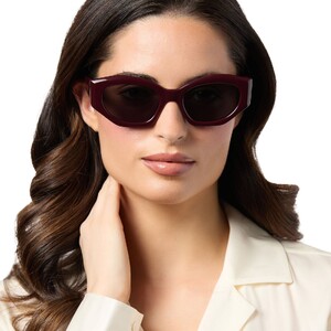 ICONICAFALL24_MARGOT_IC01-0647-OBGRP_OMF7.thumb.jpg.549cb3e5a4aaa1a2407b6df0a4210479.jpg