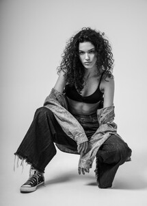 Izabelle-Dantas-por-Leandro-Ramos-1.jpg