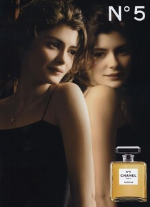 Jeunet_Chanel_No.5_Fragrance_2009_01.thumb.jpeg.0bf42214289ffeb4450730afe9fe9fcf.jpeg