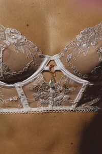 Josephine Skriver - New Yorker [2024] • Wire Bra (White) 7.jpg
