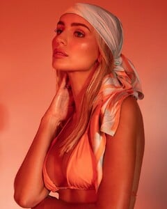 Julia@julia_cavanagh in @harlan_collective (1).jpg