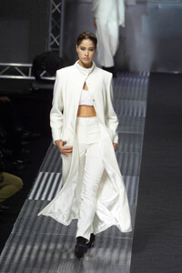 LucianoSoprani2000WomenRTW6.thumb.jpg.7f2b43db982f55aaaa2e5cc3e2055f63.jpg