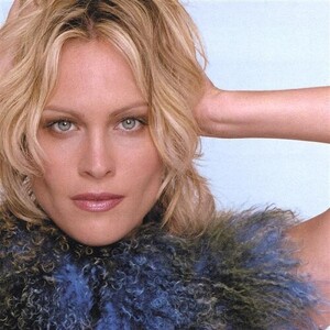 MOTORBABY-Rise-CD.jpg