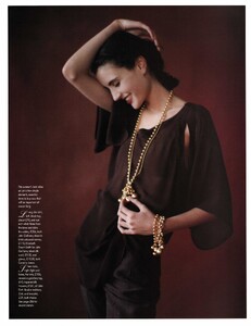 MarieClaireUK_March1989_Anna_Juvander_Sam_Gold_02.thumb.jpg.691be171d97775949da2952b5160c5ed.jpg