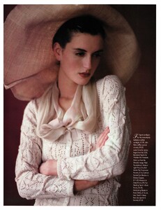 MarieClaireUK_March1989_Anna_Juvander_Sam_Gold_03.thumb.jpg.0a8e917f7f98968576e593c3d18938e3.jpg