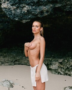 Mermaid Diaries ⋇- (2).jpg