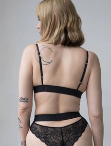 Monique_morin_Wild_Lace_Bralette_black_back_Cassidy_squared_2_1200x.jpg