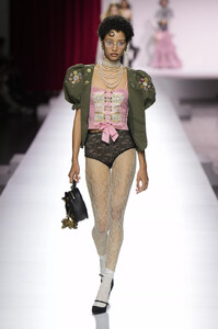 MoschinoS24026.thumb.jpg.480ab40904639fa168c53e6d1032825d.jpg