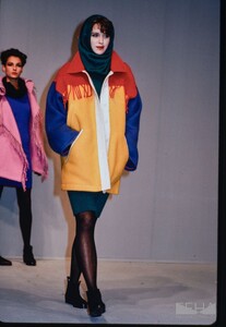 ParPaP86Mar_0001-402.thumb.jpg.0231e00a1865a05674a9f32bf9ed89a7.jpg