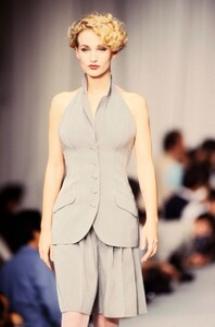 Popy_Moreni_SS1989_Claude_02.thumb.jpg.cd86d6fbc6592c61902bf5be2fcf9a86.jpg