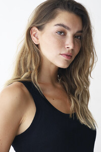 SandraHortelano1n4.thumb.jpg.a431263f838c8b422324106925e8c3d7.jpg