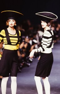 Sonia_Rykiel_SS1989_Olatz_Lopez_03.thumb.jpg.19495c9bbd151261af1b6523974524bf.jpg