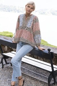 Sultan_Black-_Mandarin_Balloon_Top-3_1600x.jpg