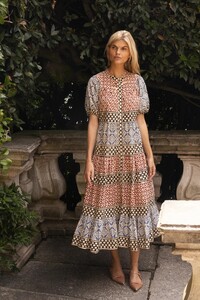 Sultan_Black-_Scoop_Tiered_Midi-1_1600x.jpg