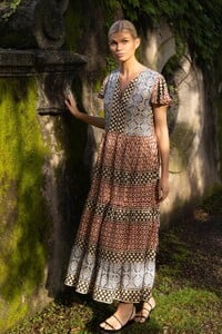Sultan_Black-_V-Neck_Maxi-1_1600x.jpg