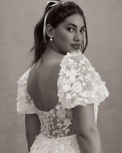 UD_anthropologieweddings_3147523335155310178_28976868_24_08_2024.jpg