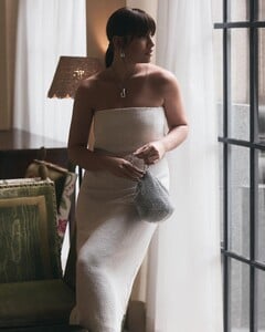 UD_anthropologieweddings_3154039786976412746_28976868_24_08_2024.jpg