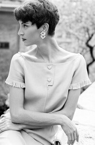 Valentino_Resort_1988_Susanna_Linsmayer_002.jpg
