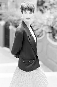 Valentino_Resort_1988_Susanna_Linsmayer_045.jpg