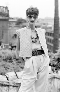 Valentino_Resort_1988_Susanna_Linsmayer_055.jpg