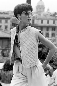 Valentino_Resort_1988_Susanna_Linsmayer_064.jpg