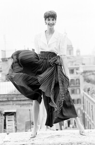 Valentino_Resort_1988_Susanna_Linsmayer_096.jpg
