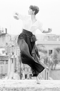 Valentino_Resort_1988_Susanna_Linsmayer_097.jpg