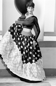 Valentino_Resort_1988_Susanna_Linsmayer_100.jpg
