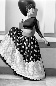 Valentino_Resort_1988_Susanna_Linsmayer_103.jpg