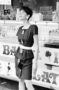 Valentino_Resort_1988_Susanna_Linsmayer_123.jpg