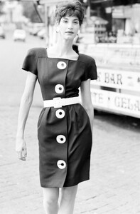 Valentino_Resort_1988_Susanna_Linsmayer_133.jpg