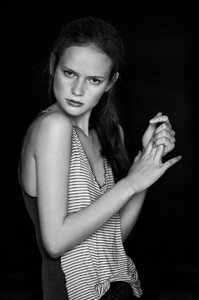 anna_a6.thumb.jpg.fb235dab57af1f4715d1ed52470cf64f.jpg