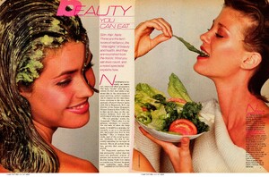 beauty_eat_01_02.thumb.jpg.9605c16b5bbdd4ed3c84cb230a804b4a.jpg