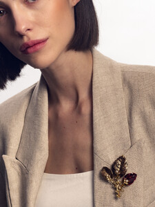 brooch-9.jpg