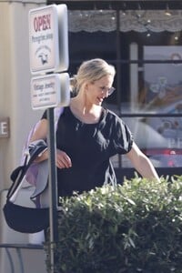 cameron-diaz-and-benji-madden-out-in-montecito-08-17-2024-4.jpg
