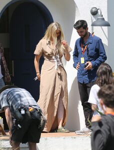 cameron-diaz-at-apple-s-outcome-set-in-los-angeles-05-08-2024-0.jpg