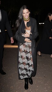 demi-moore-at-gucci-cruise-2025-fashion-show-in-london-05-13-2024-0.jpg