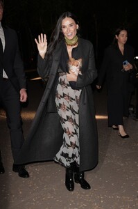 demi-moore-at-gucci-cruise-2025-fashion-show-in-london-05-13-2024-4.jpg
