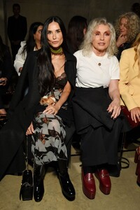 demi-moore-at-gucci-cruise-2025-fashion-show-in-london-05-13-2024-5.jpg