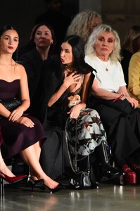 demi-moore-at-gucci-cruise-2025-fashion-show-in-london-05-13-2024-7.jpg
