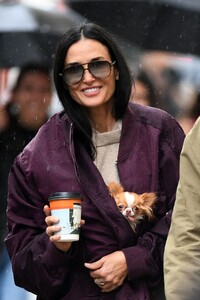 demi-moore-at-the-mark-restaurant-by-jean-georges-in-new-york-05-05-2024-5.jpg