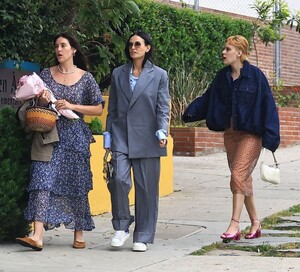 demi-moore-scout-willis-and-tallulah-willis-out-in-los-angeles-06-11-2024-0.jpg