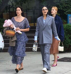 demi-moore-scout-willis-and-tallulah-willis-out-in-los-angeles-06-11-2024-10.jpg