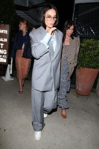 demi-moore-scout-willis-and-tallulah-willis-out-in-los-angeles-06-11-2024-2.jpg