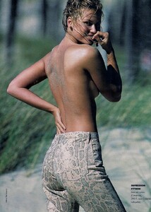 elle_fr_27_june_1994_4.thumb.jpg.5adfc6922d71ea7fd6c1f6702453a2cb.jpg