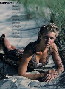 elle_fr_27_june_1994_5.thumb.jpg.be858fbb6a9ebe26742467eb99319139.jpg